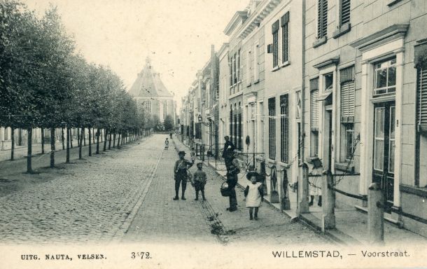 03572